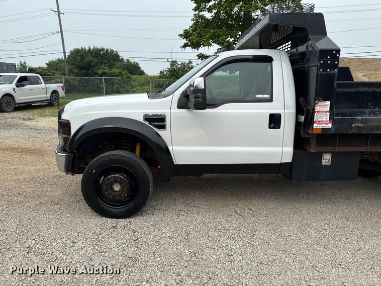 image for item FB5833 2008 Ford F450 Super Duty dump truck