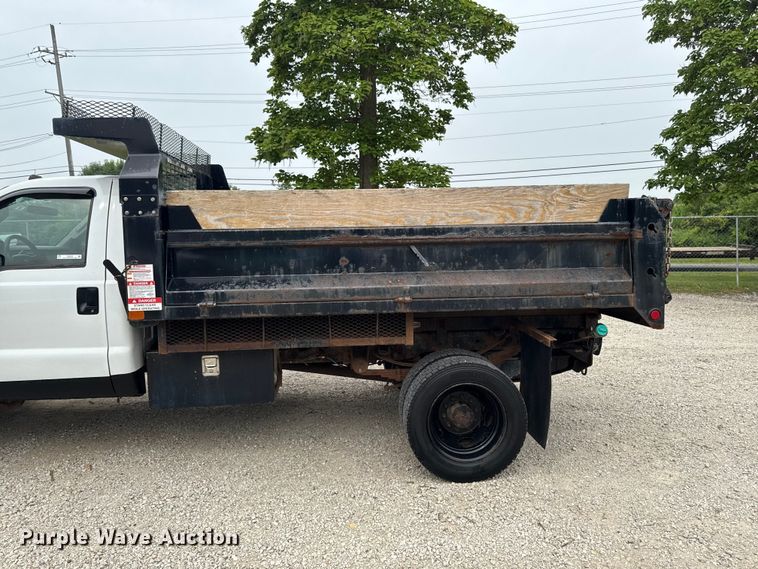 image for item FB5833 2008 Ford F450 Super Duty dump truck