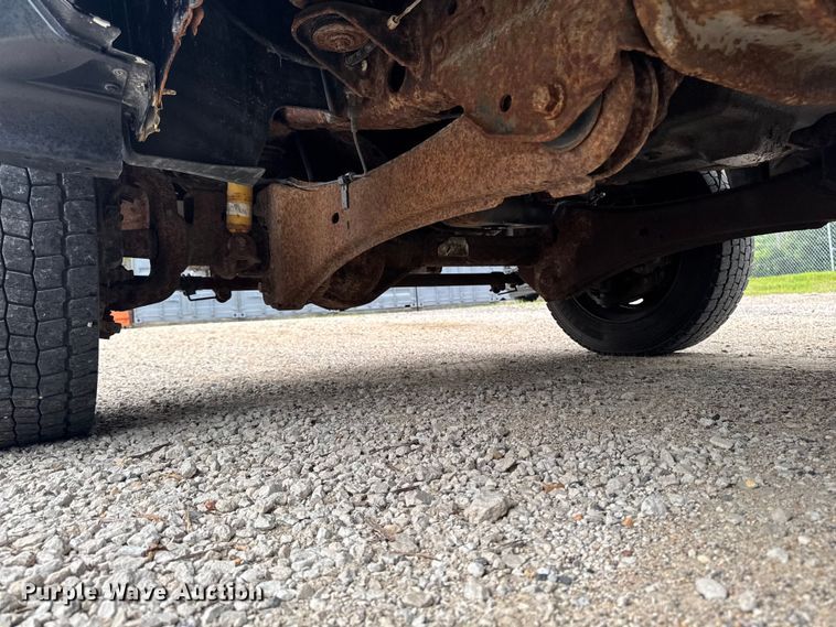 image for item FB5833 2008 Ford F450 Super Duty dump truck