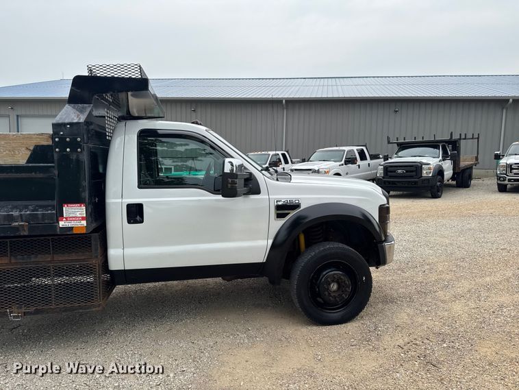 image for item FB5833 2008 Ford F450 Super Duty dump truck