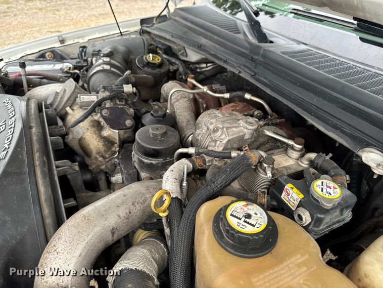 image for item FB5833 2008 Ford F450 Super Duty dump truck