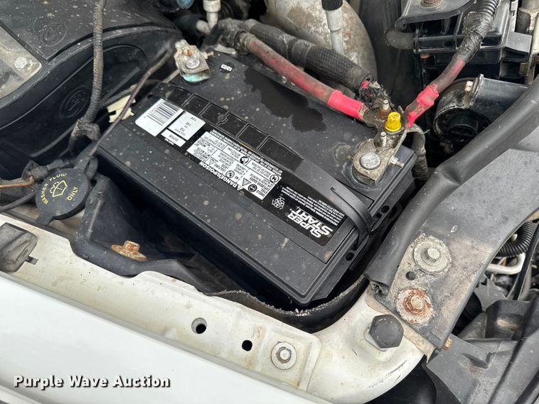 image for item FB5833 2008 Ford F450 Super Duty dump truck