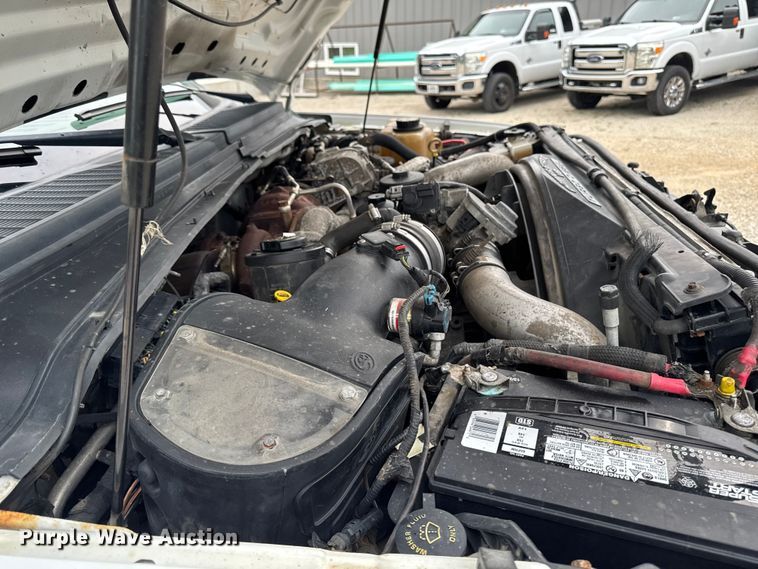 image for item FB5833 2008 Ford F450 Super Duty dump truck