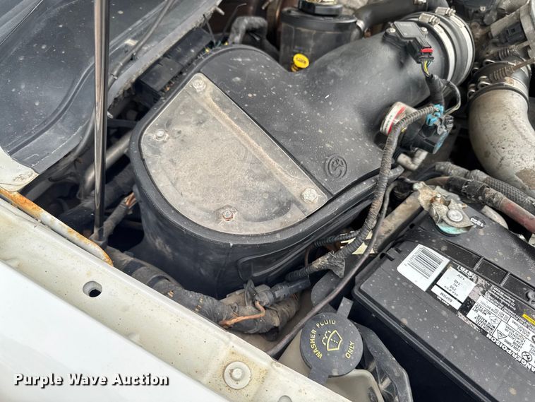 image for item FB5833 2008 Ford F450 Super Duty dump truck