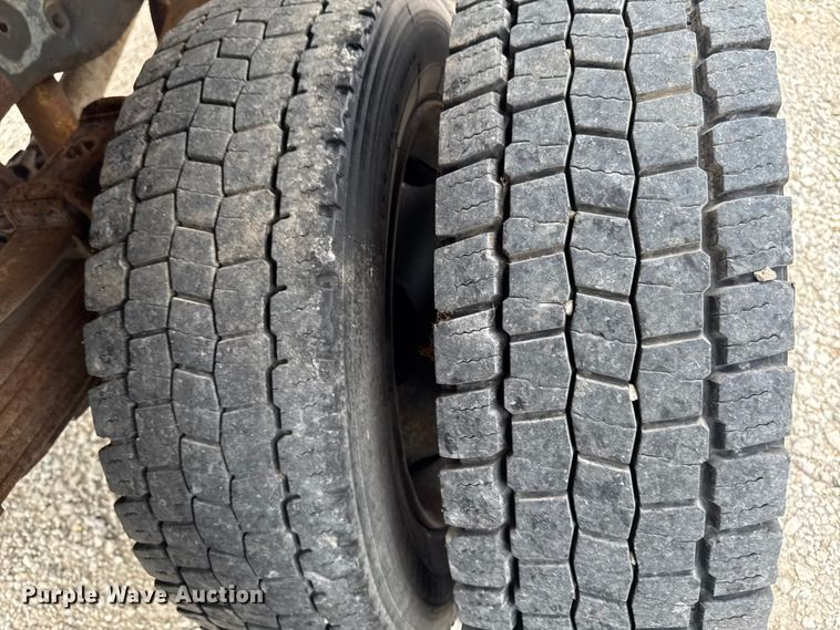 image for item FB5833 2008 Ford F450 Super Duty dump truck