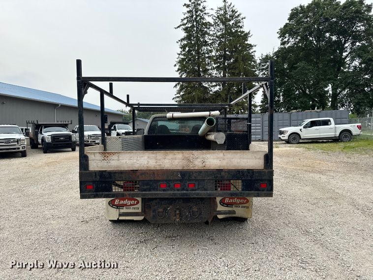 image for item FB5835 2006 Ford F550 flatbed truck