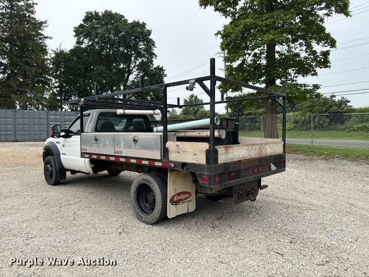 image for item FB5835 2006 Ford F550 flatbed truck