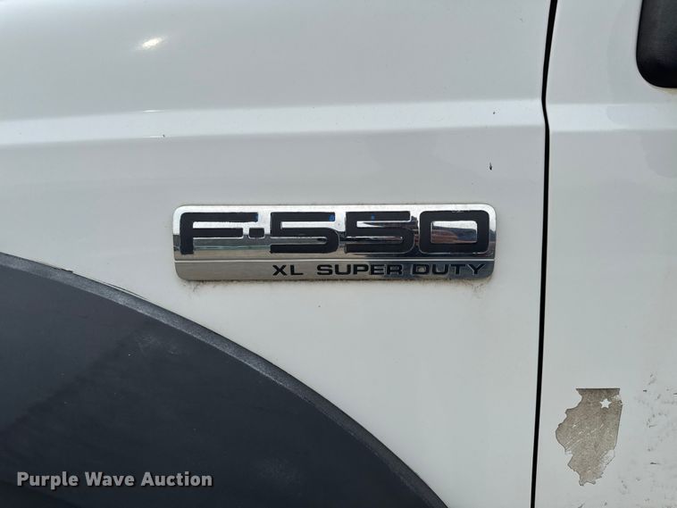 image for item FB5835 2006 Ford F550 flatbed truck