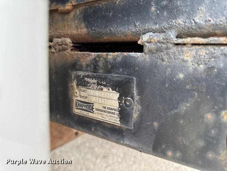 image for item FB5835 2006 Ford F550 flatbed truck