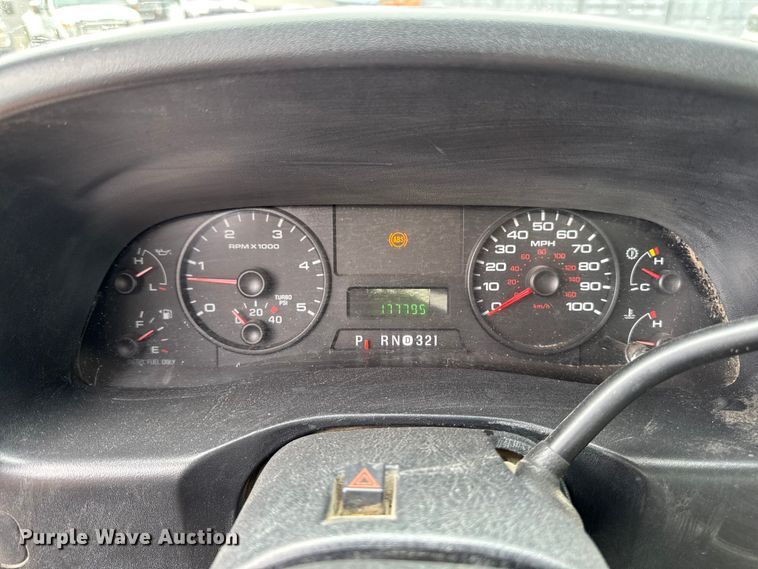 image for item FB5835 2006 Ford F550 flatbed truck