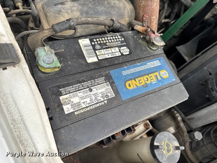 image for item FB5835 2006 Ford F550 flatbed truck