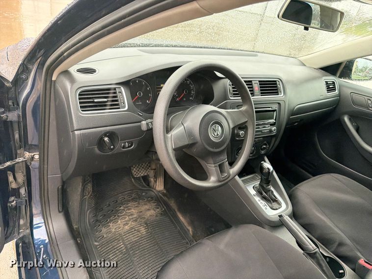 image for item FB5877 2014 Volkswagen Jetta 