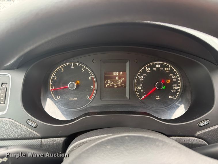 image for item FB5877 2014 Volkswagen Jetta 