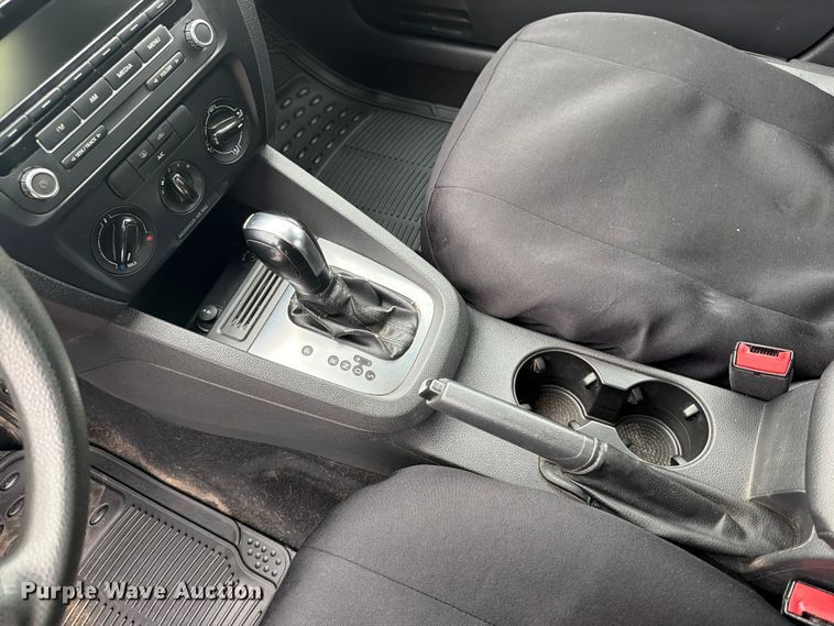 image for item FB5877 2014 Volkswagen Jetta 