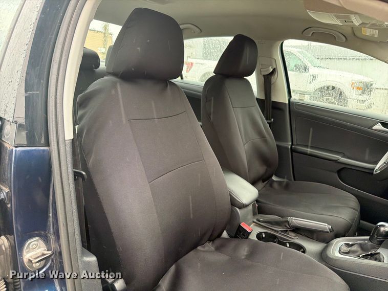 image for item FB5877 2014 Volkswagen Jetta 