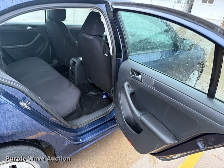 image for item FB5877 2014 Volkswagen Jetta 