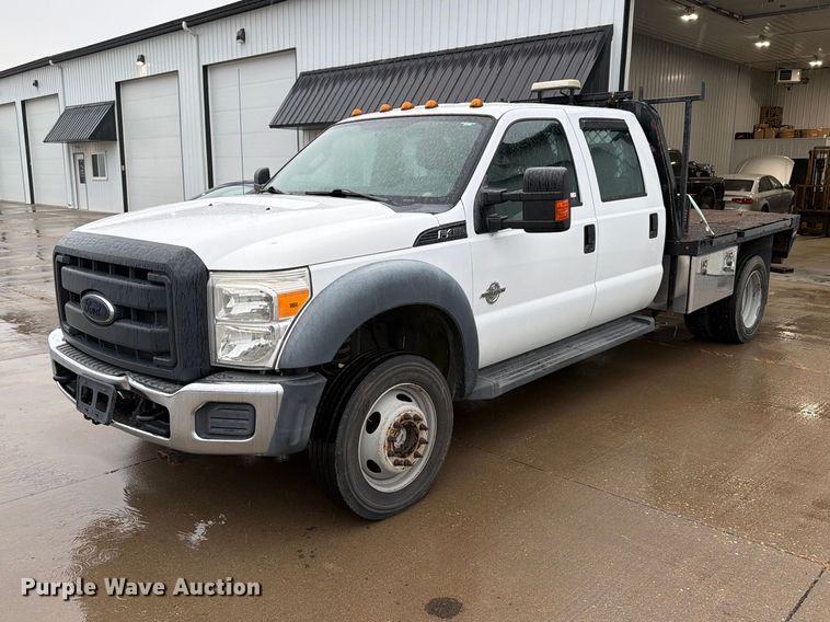2012 Ford F450 Super Duty Crew Cab flatbed truck