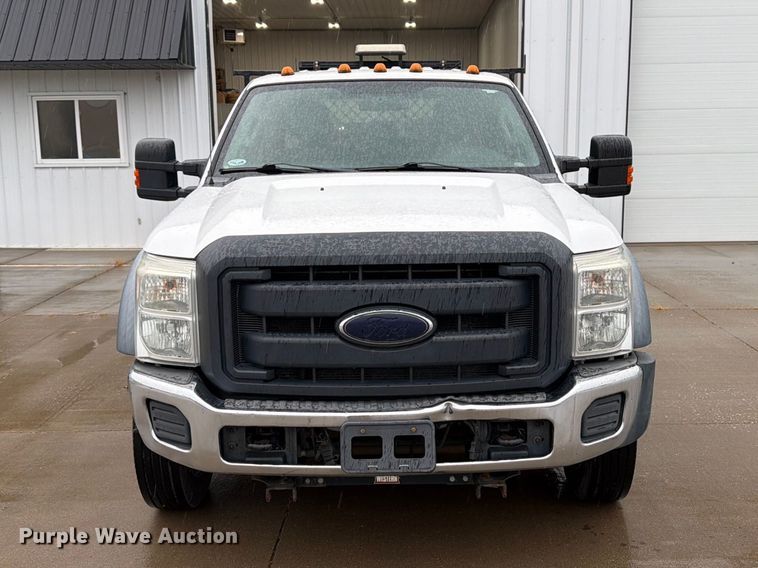image for item FB5879 2012 Ford F450 Super Duty Crew Cab flatbed truck