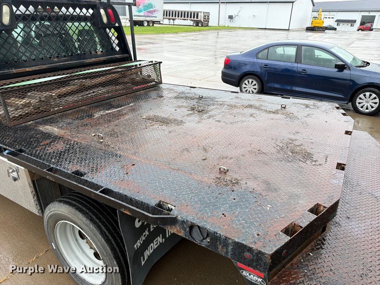 image for item FB5879 2012 Ford F450 Super Duty Crew Cab flatbed truck