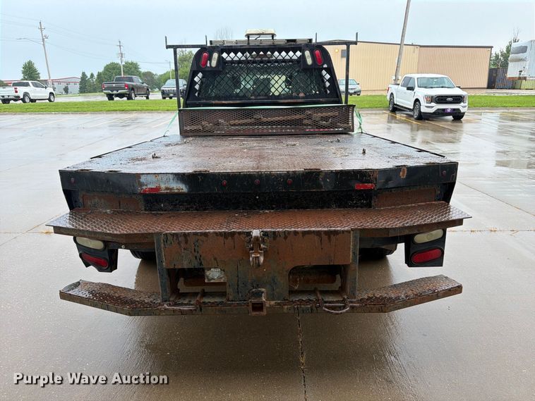 image for item FB5879 2012 Ford F450 Super Duty Crew Cab flatbed truck