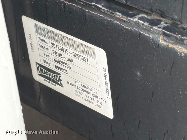image for item FB5879 2012 Ford F450 Super Duty Crew Cab flatbed truck
