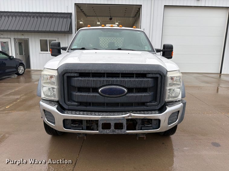 image for item FB5879 2012 Ford F450 Super Duty Crew Cab flatbed truck