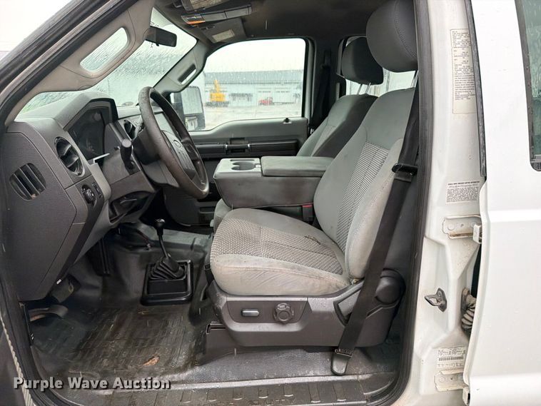 image for item FB5879 2012 Ford F450 Super Duty Crew Cab flatbed truck