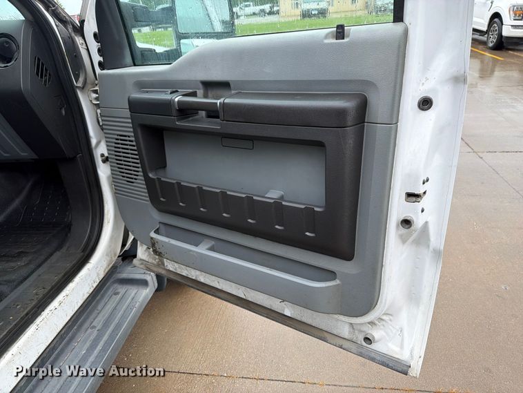 image for item FB5879 2012 Ford F450 Super Duty Crew Cab flatbed truck