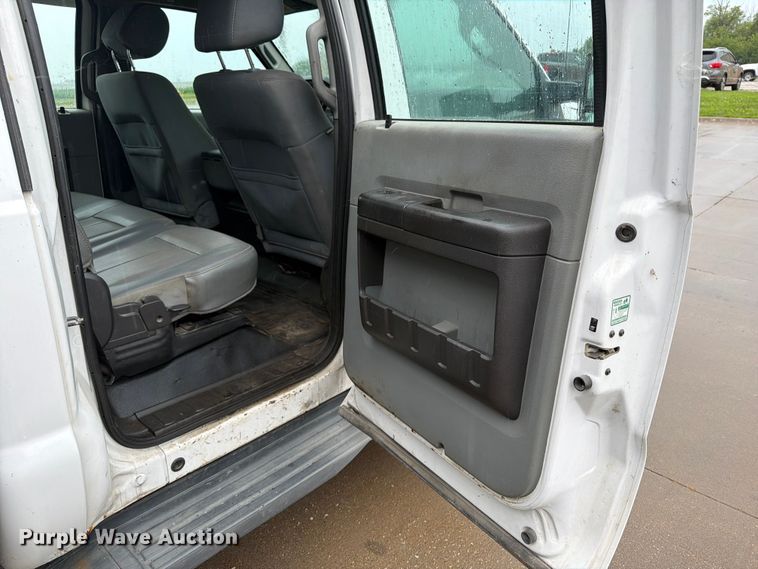 image for item FB5879 2012 Ford F450 Super Duty Crew Cab flatbed truck