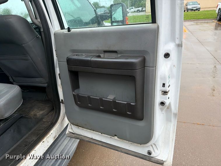 image for item FB5879 2012 Ford F450 Super Duty Crew Cab flatbed truck