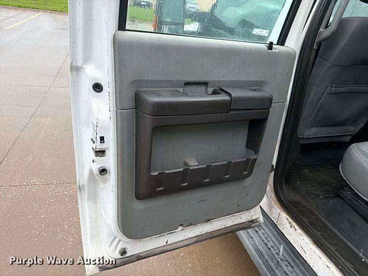 image for item FB5879 2012 Ford F450 Super Duty Crew Cab flatbed truck