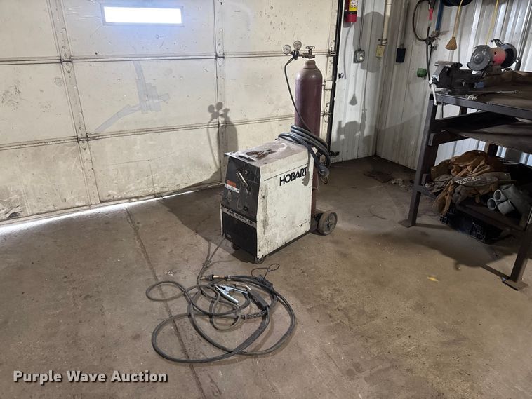 Hobart Beta Mig 250 welder