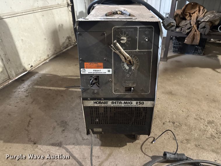 image for item FB5917 Hobart Beta Mig 250 welder