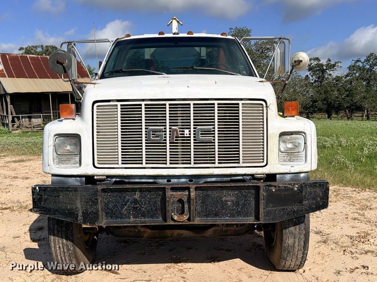 image for item FB8279 1993 GMC TopKick flatbed truck