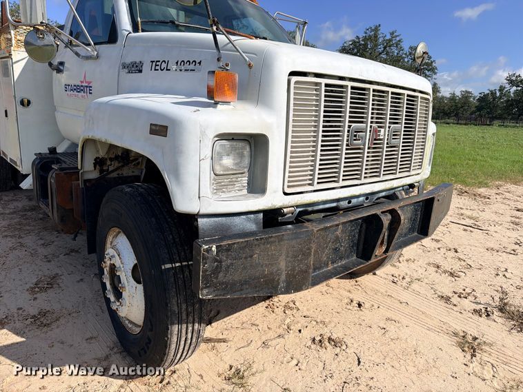image for item FB8279 1993 GMC TopKick flatbed truck