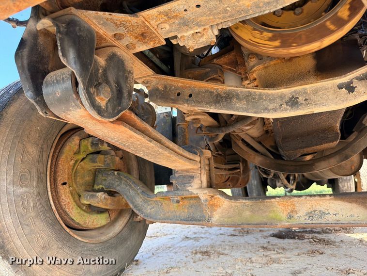 image for item FB8279 1993 GMC TopKick flatbed truck