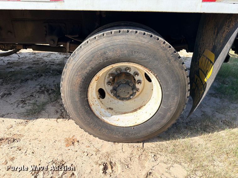 image for item FB8279 1993 GMC TopKick flatbed truck