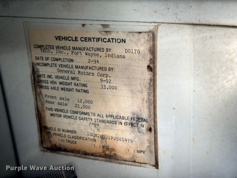 image for item FB8279 1993 GMC TopKick flatbed truck