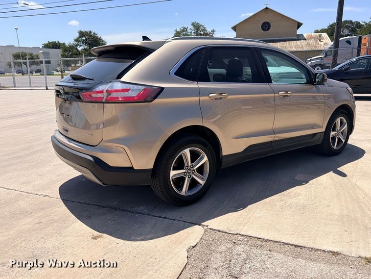 image for item FB8283 2021 Ford Edge SEL SUV