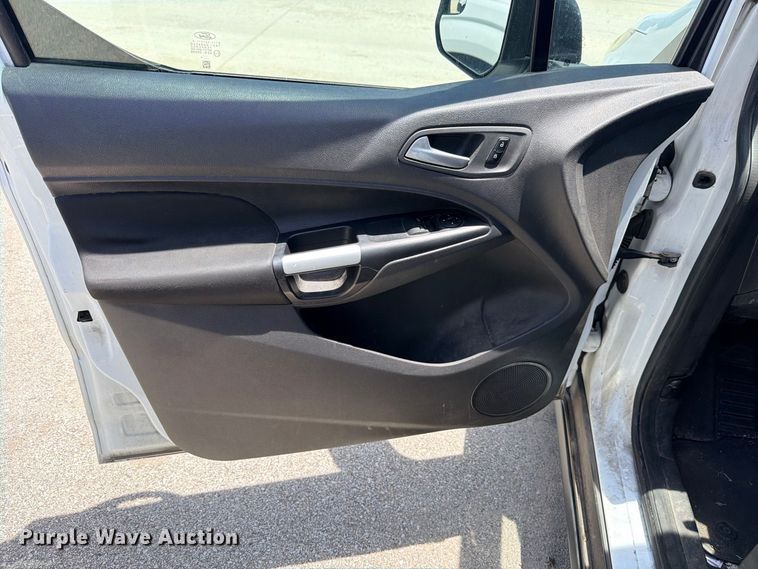 image for item FB8284 2016 Ford Transit Connect van