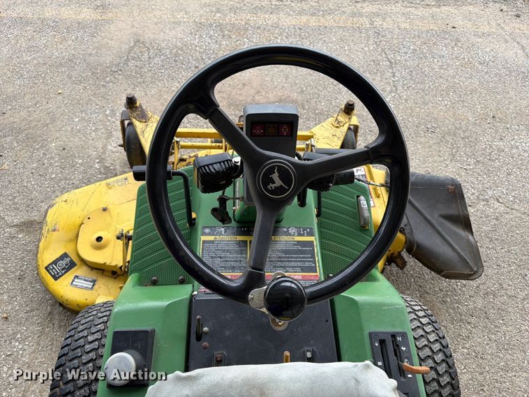 image for item FC0986 John Deere F725 lawn mower
