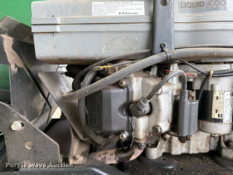 image for item FC0986 John Deere F725 lawn mower