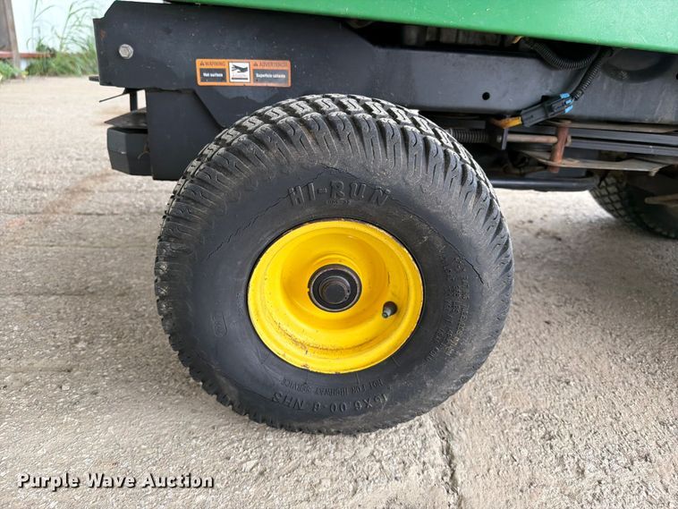 image for item FC0986 John Deere F725 lawn mower