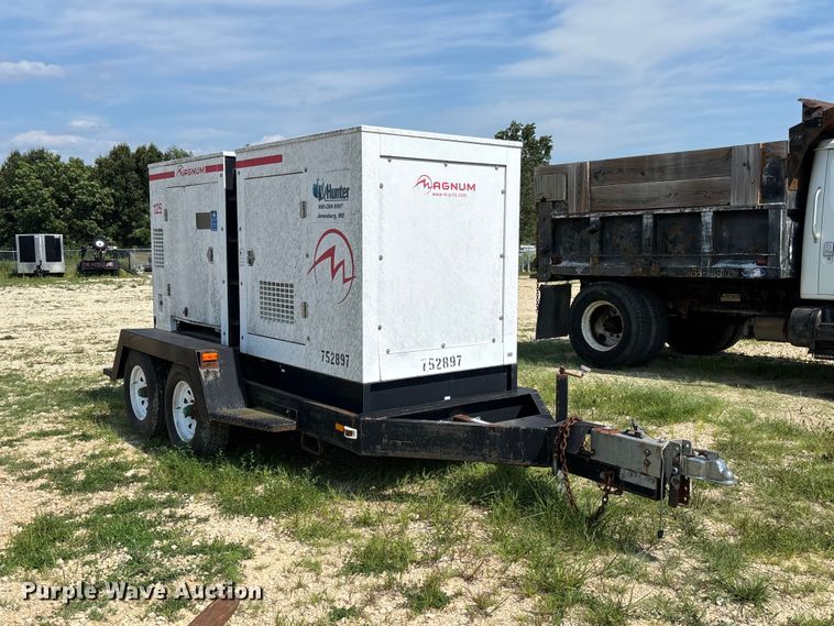 image for item FC1939 Magnum MMG125 generator