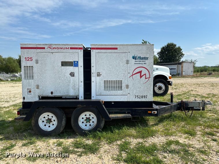 image for item FC1939 Magnum MMG125 generator