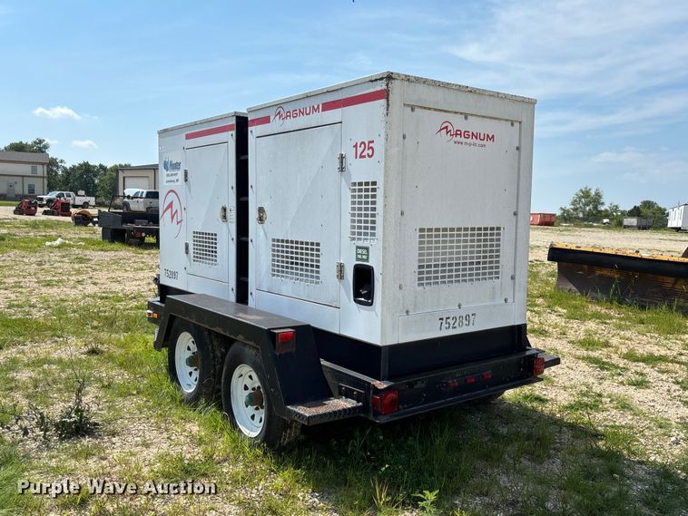 image for item FC1939 Magnum MMG125 generator