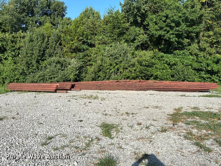 image for item FC1943 (5) 40' steel trusses