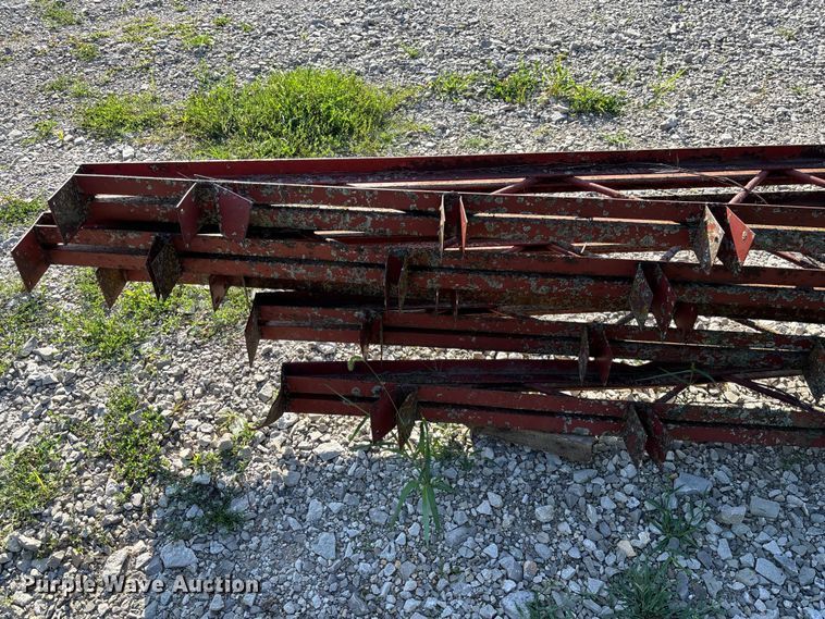 image for item FC1943 (5) 40' steel trusses
