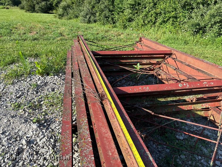 image for item FC1943 (5) 40' steel trusses