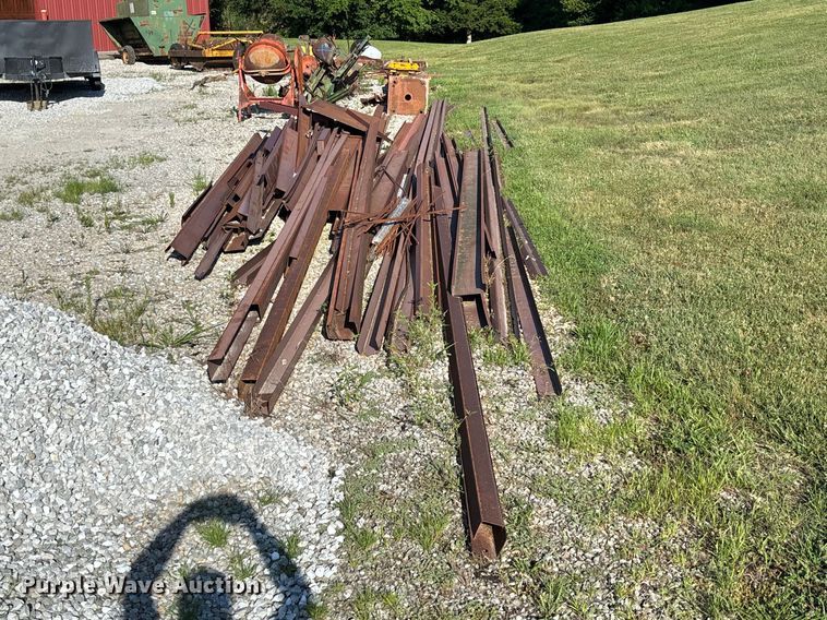 image for item FC1944 Approximately 50 steel beams